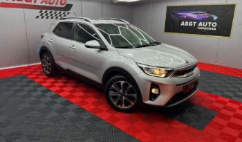 
										KIA STONIC 2018 BENZINA full									