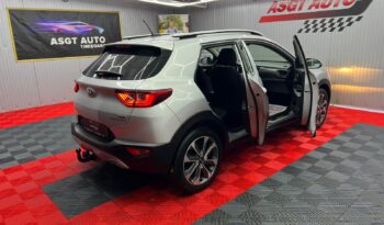 
										KIA STONIC 2018 BENZINA full									