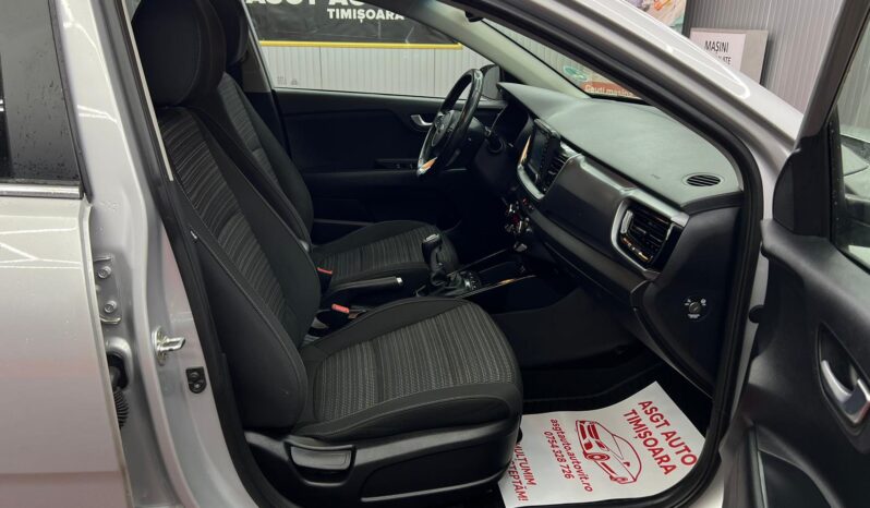 
								KIA STONIC 2018 BENZINA full									