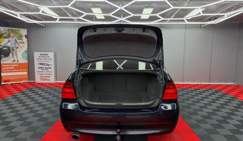 
								BMW SERIA 3 BENZINA full									