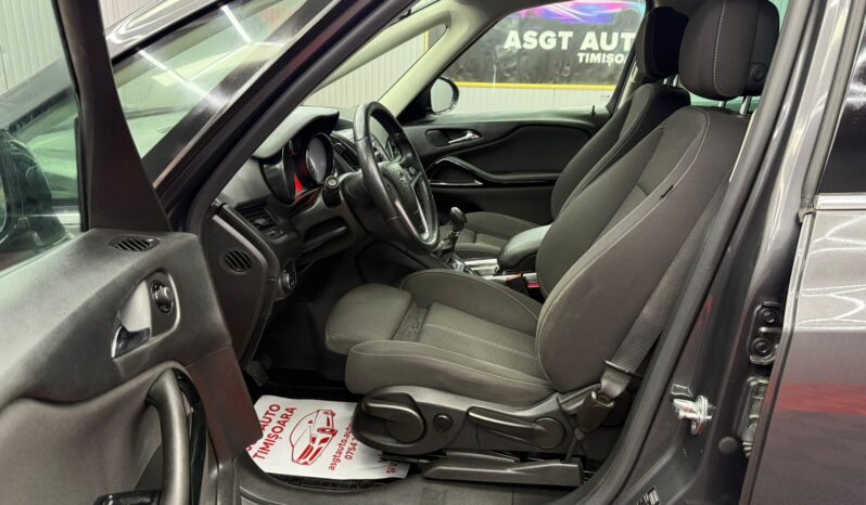 
								OPEL ZAFIRA TOURER 7 LOCURI full									