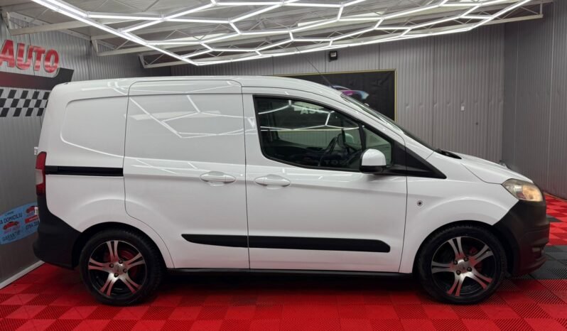 
								Ford Transit Courier, 2017, euro 6 full									