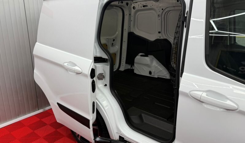 
								Ford Transit Courier, 2017, euro 6 full									