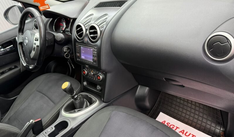 
								NISSAN QASHQAI 2013 full									