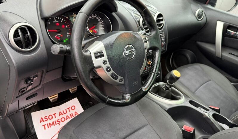 
								NISSAN QASHQAI 2013 full									