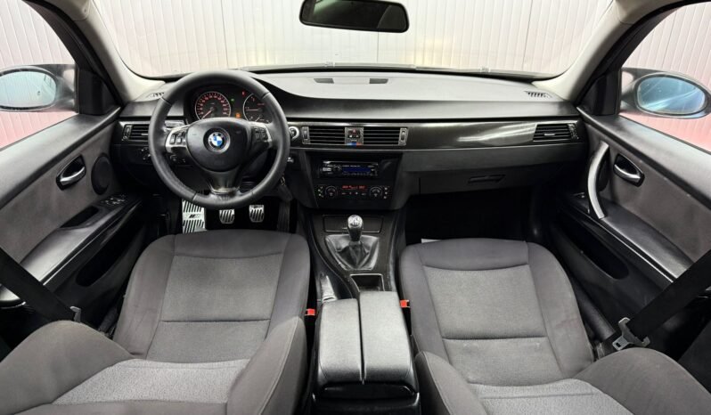 
								BMW SERIA 3 full									