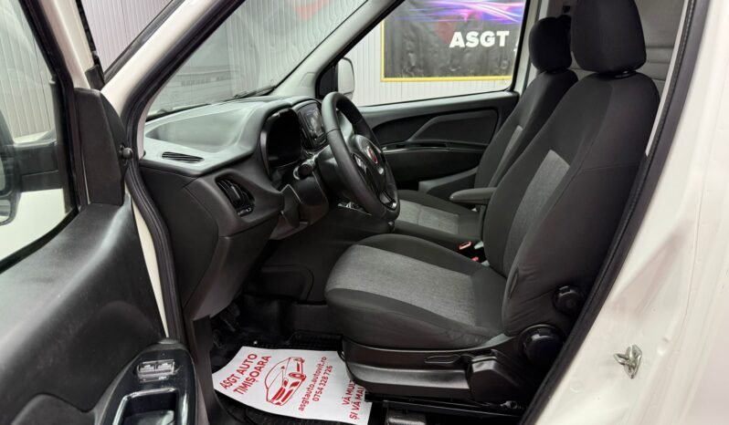 
								FIAT DOBLO 2017 full									