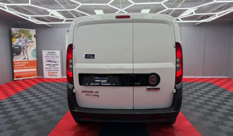 
								FIAT DOBLO 2017 full									