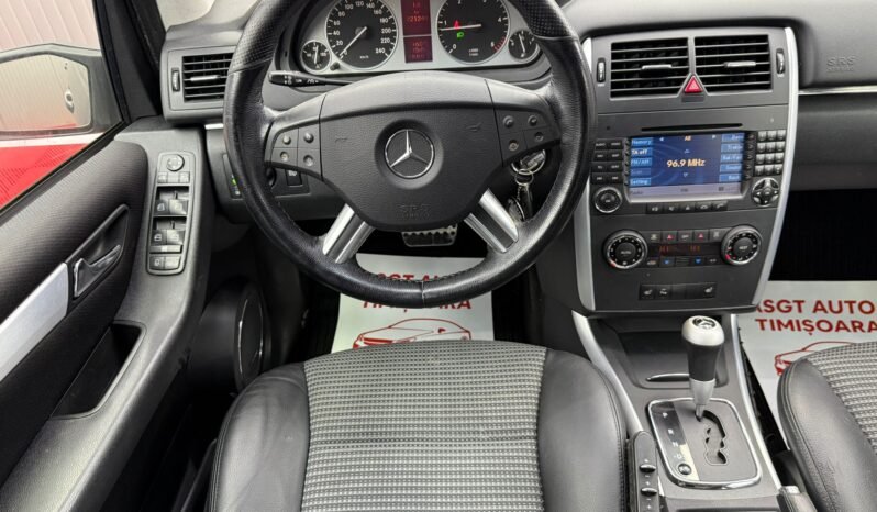 
								MERCEDES B200 AUTOMAT full									