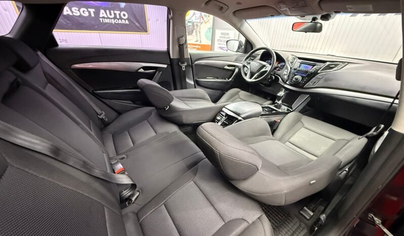 
								HYUNDAI i40, 2013, euro 5 full									