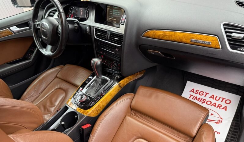 
								Audi A4 allroad quattro automat full									