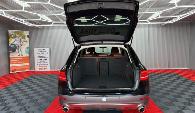 
								Audi A4 allroad quattro automat full									