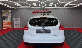 
										FORD FOCUS 2017,EURO 6,BENZINA full									