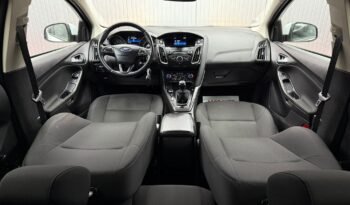 
										FORD FOCUS 2017,EURO 6,BENZINA full									