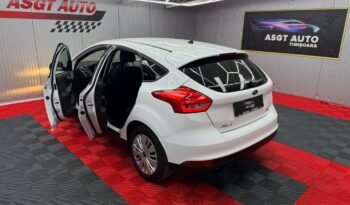
										FORD FOCUS 2017,EURO 6,BENZINA full									