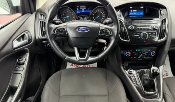 
										FORD FOCUS 2017,EURO 6,BENZINA full									