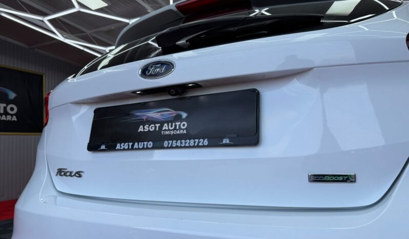 
								FORD FOCUS 2017,EURO 6,BENZINA full									