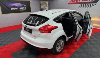 
										FORD FOCUS 2017,EURO 6,BENZINA full									