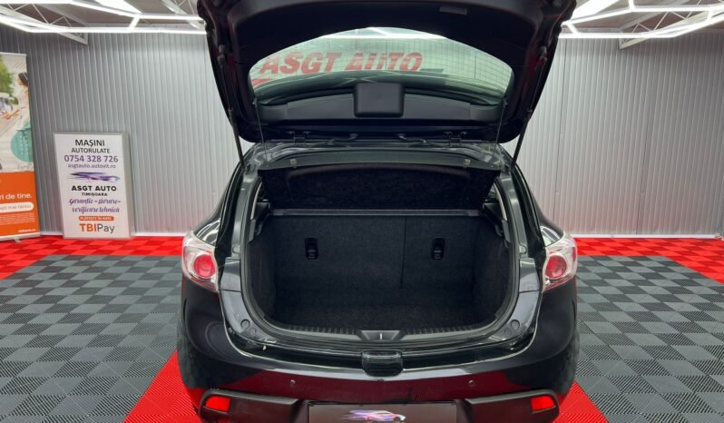 
								Mazda 3 benzina, 2010, euro 5 full									