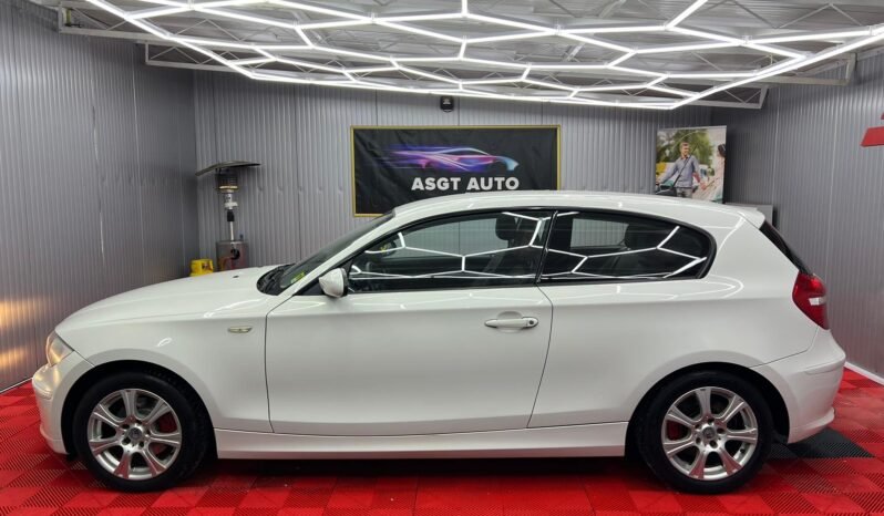 
								BMW SERIA 1, 2000 BENZINA, 143 CP ,AUTOMATA full									