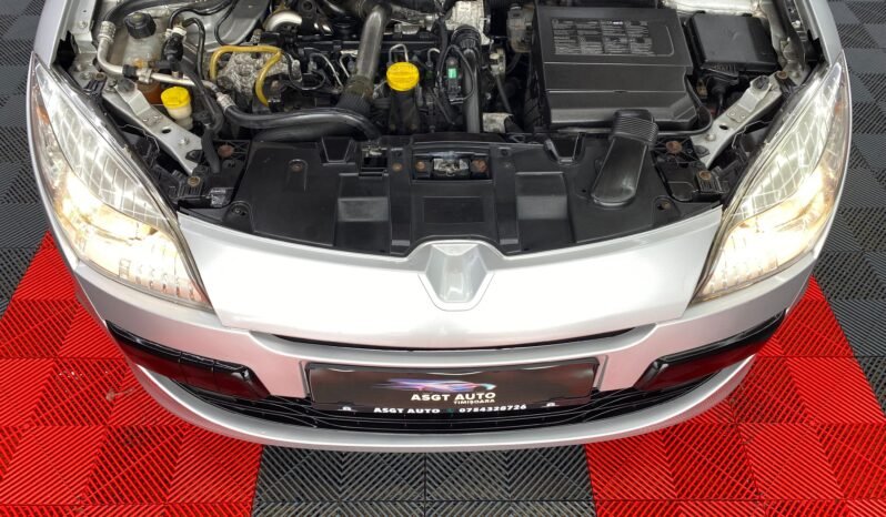 
								RENAULT MEGANE full									
