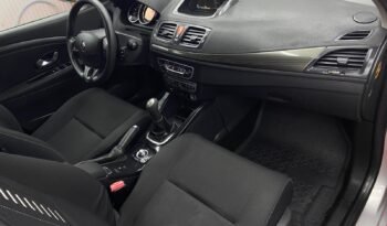 
										RENAULT MEGANE full									