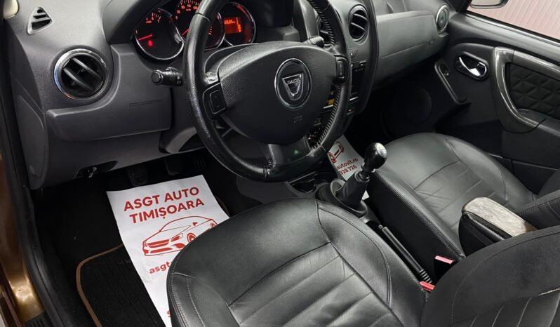 
								DACIA DUSTER, 2014 EURO5, 1.2 BENZINA, 125 CP full									