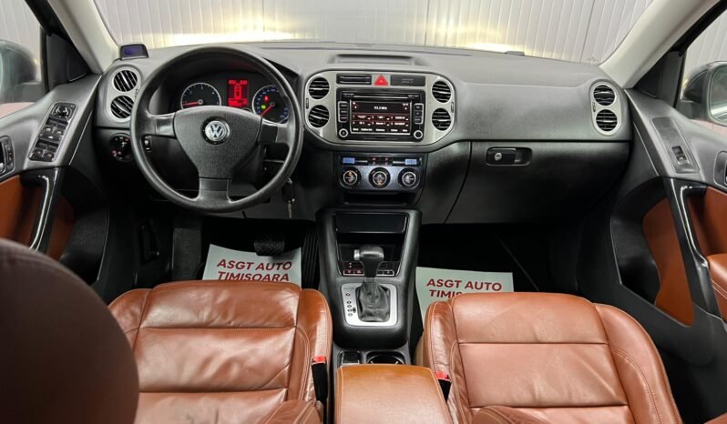 
								VW TIGUAN, AUTOMATA, 4X4, full									