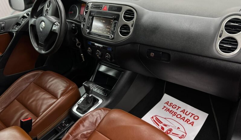 
								VW TIGUAN, AUTOMATA, 4X4, full									