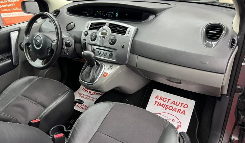 
								RENAULT SCENIC AUTOMAT full									