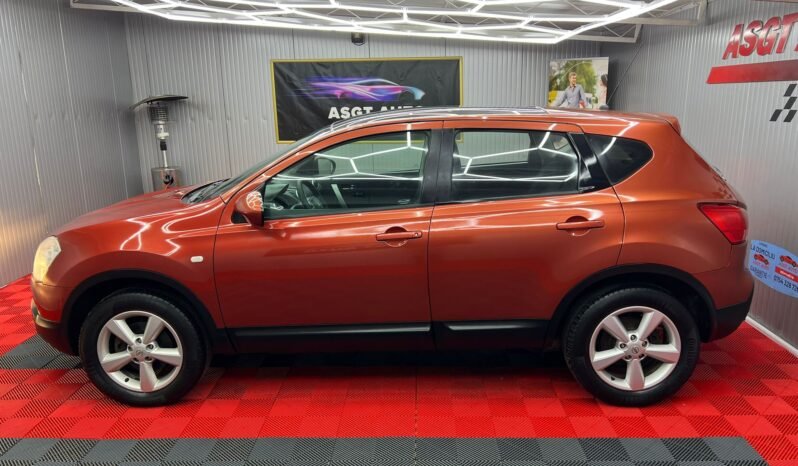 
								NISSAN QASHQAI, 4X4 full									