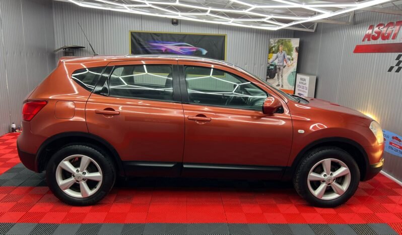 
								NISSAN QASHQAI, 4X4 full									