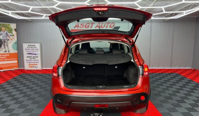 
								NISSAN QASHQAI, 4X4 full									