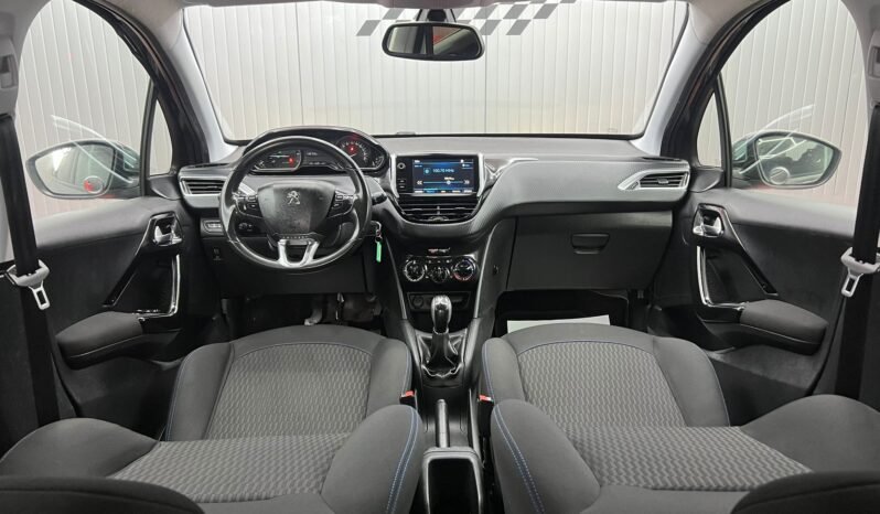 
								PEUGEOT 208, AN 2019, EURO 6 full									