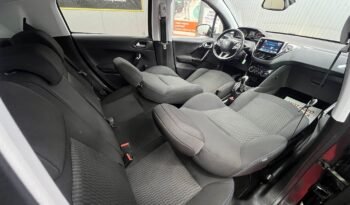 
										PEUGEOT 208, AN 2019, EURO 6 full									