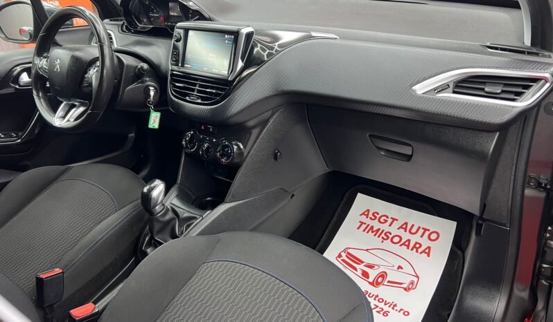 
								PEUGEOT 208, AN 2019, EURO 6 full									