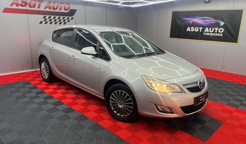 
								OPEL ASTRA J ,2011 full									