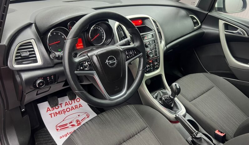 
								OPEL ASTRA J ,2011 full									