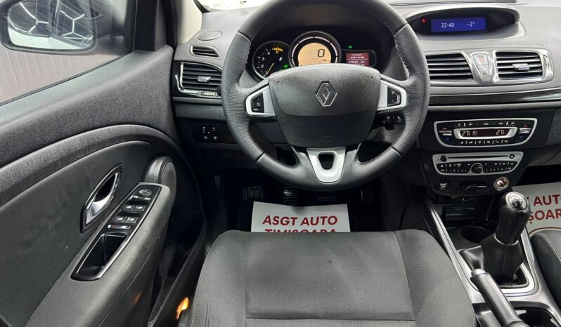 
								RENAULT MEGANE, 2012 full									