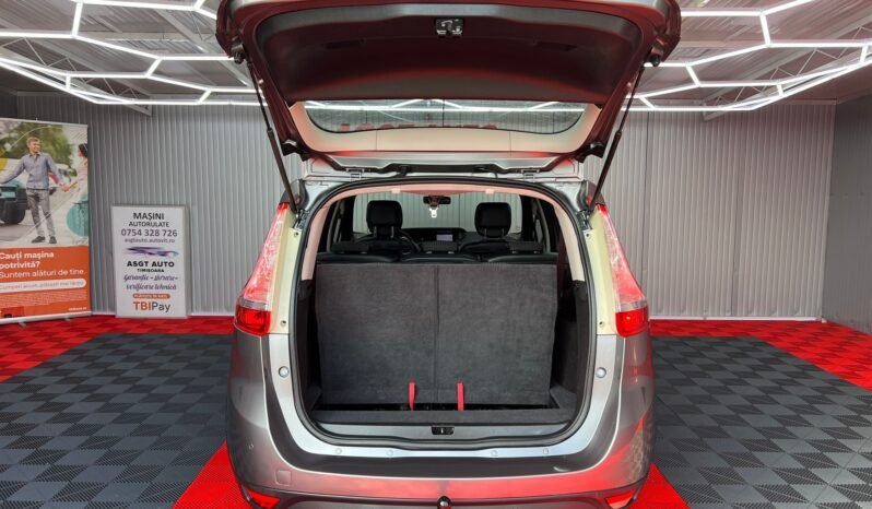 
								RENAULT SCENIC, 7 LOCURI, 2013 full									