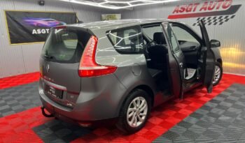 
										RENAULT SCENIC, 7 LOCURI, 2013 full									