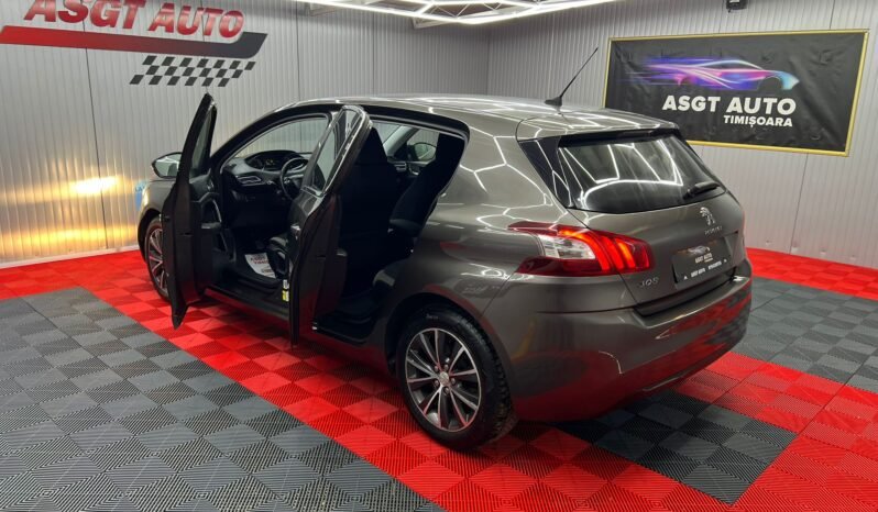 
								PEUGEOT 308, 2015, full									