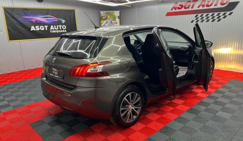 
								PEUGEOT 308, 2015, full									