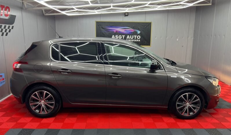 
								PEUGEOT 308, 2015, full									