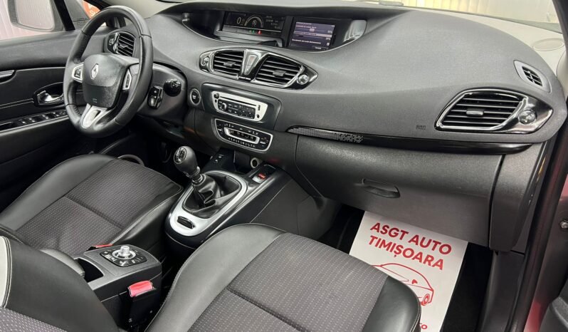 
								RENAULT SCENIC, 7 LOCURI, 2013 full									