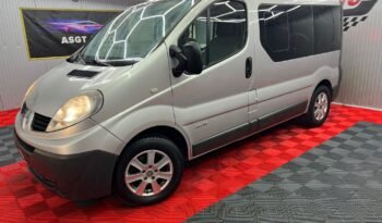 
										RENAULT TRAFIC 9 LOCURI full									