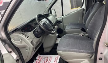 
										RENAULT TRAFIC 9 LOCURI full									