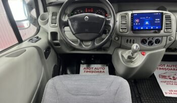 
										RENAULT TRAFIC 9 LOCURI full									