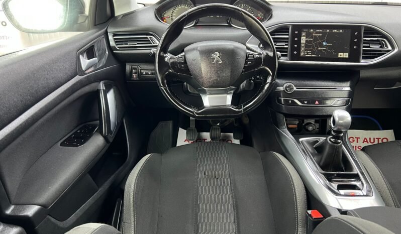 
								PEUGEOT 308, 2015, full									