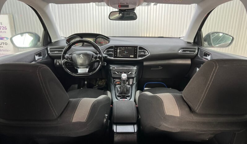 
								PEUGEOT 308, 2015, full									